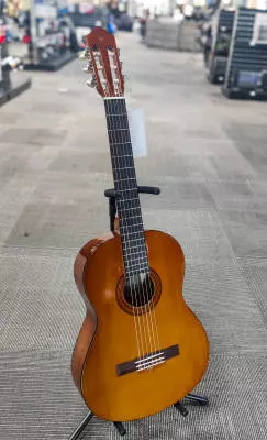 Yamaha - C40 - Classical Guitar 2